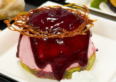 Dessert Plateaux-repas Authentic pour les entreprises octobre 2026 fait maison par le traiteur Lebot.