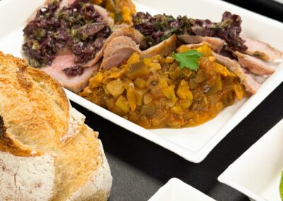 Plat Plateaux-repas Authentic pour les entreprises octobre 2026 fait maison par le traiteur Lebot.